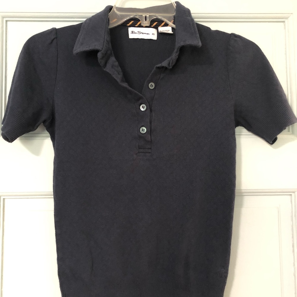 BEN SHERMAN NAVY KNIT TOP SIZE XS